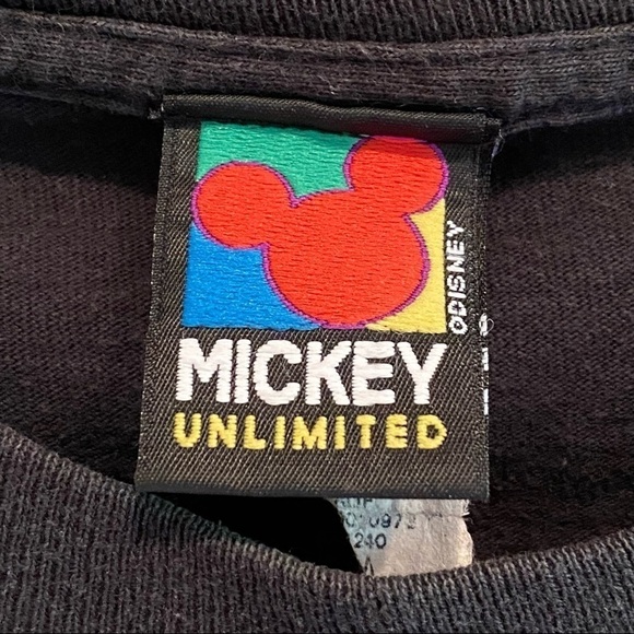 Mickey Mouse Disney Unlimited Single Stitch Shirt - Picture 4 of 10